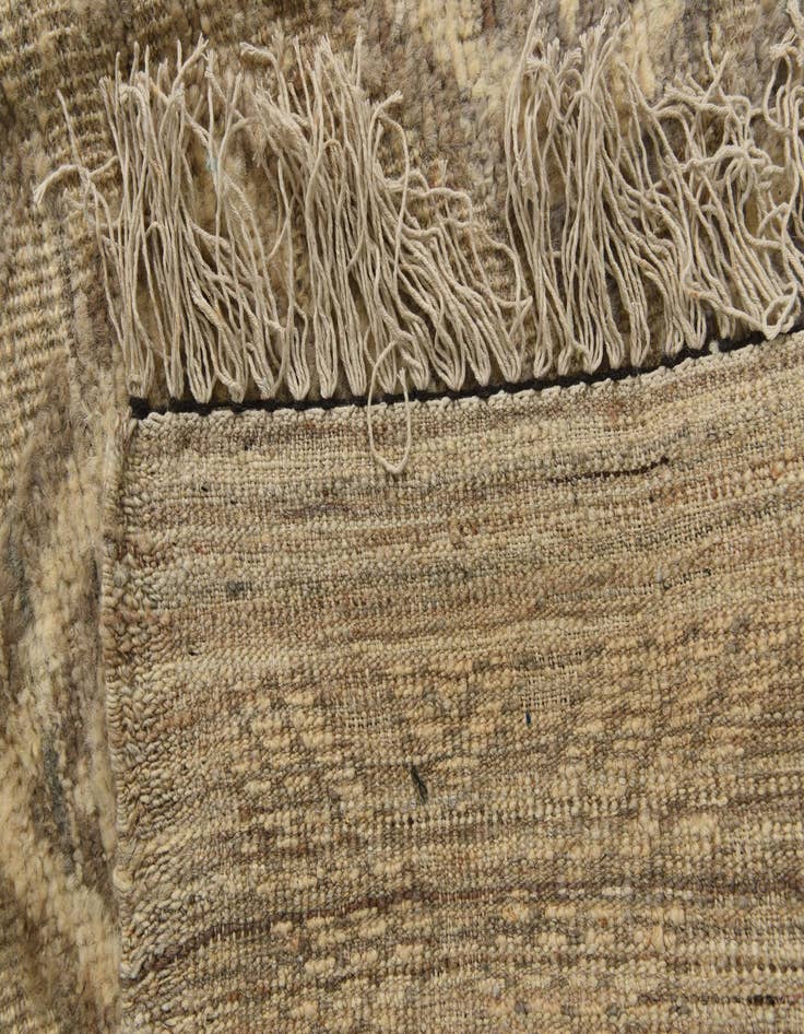 Detail image of 8' x 10' 6  Hand Knotted Darya Wool Rug