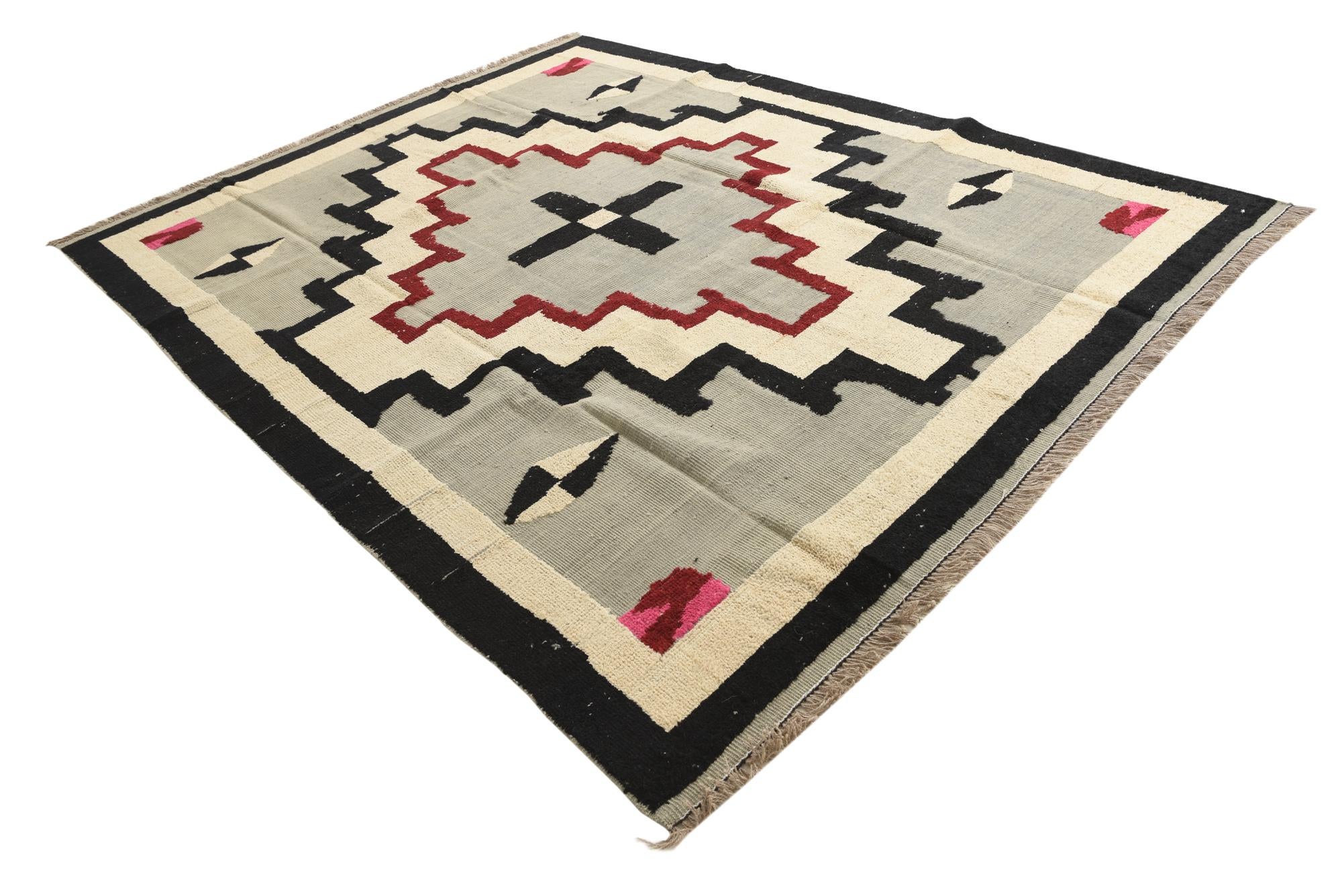 8' 2 x 10' 7 Hand Knotted Darya Wool Rug