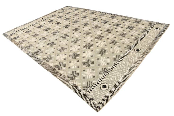 Detail image of 8' 9 x 12' 3 Hand Knotted Darya Wool Rug