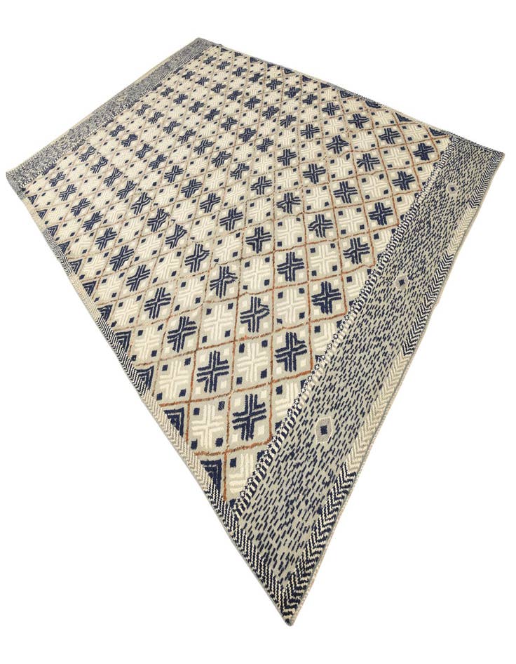 Detail image of 9' 7 x 14' 6  Hand Knotted Darya Wool Rug