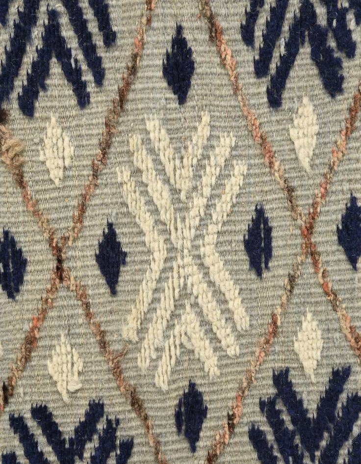 Detail image of 9' 7 x 14' 6  Hand Knotted Darya Wool Rug