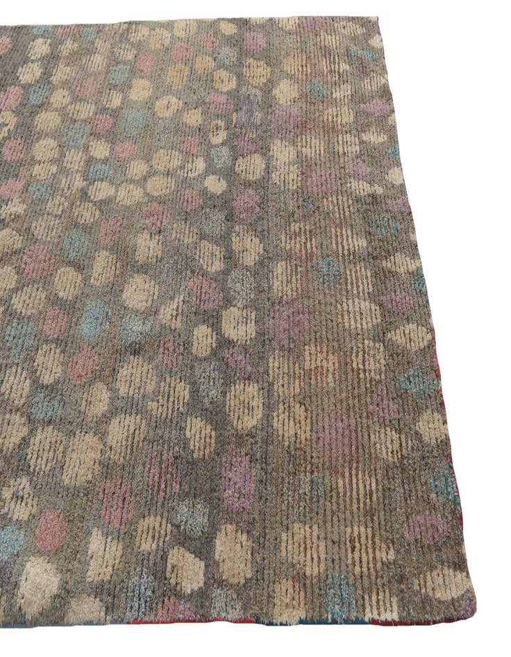 Detail image of 6' 4 x 9' 9  Hand Knotted Darya Wool Rug