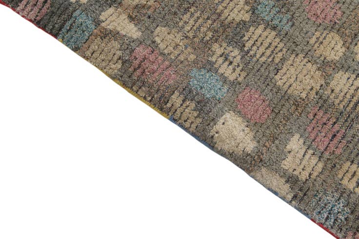 Detail image of 6' 4 x 9' 9 Hand Knotted Darya Wool Rug