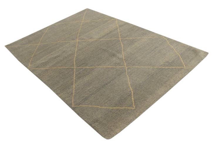 Detail image of 4' 7 x 6' 8 Hand Knotted Darya Wool Rug