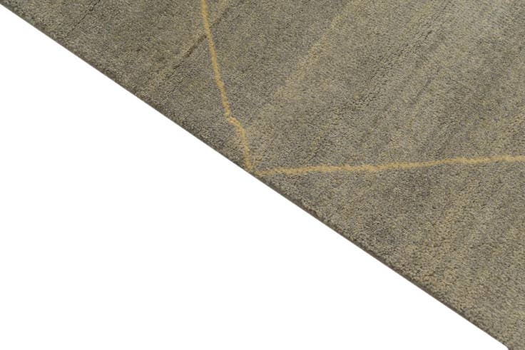 Detail image of 4' 7 x 6' 8 Hand Knotted Darya Wool Rug