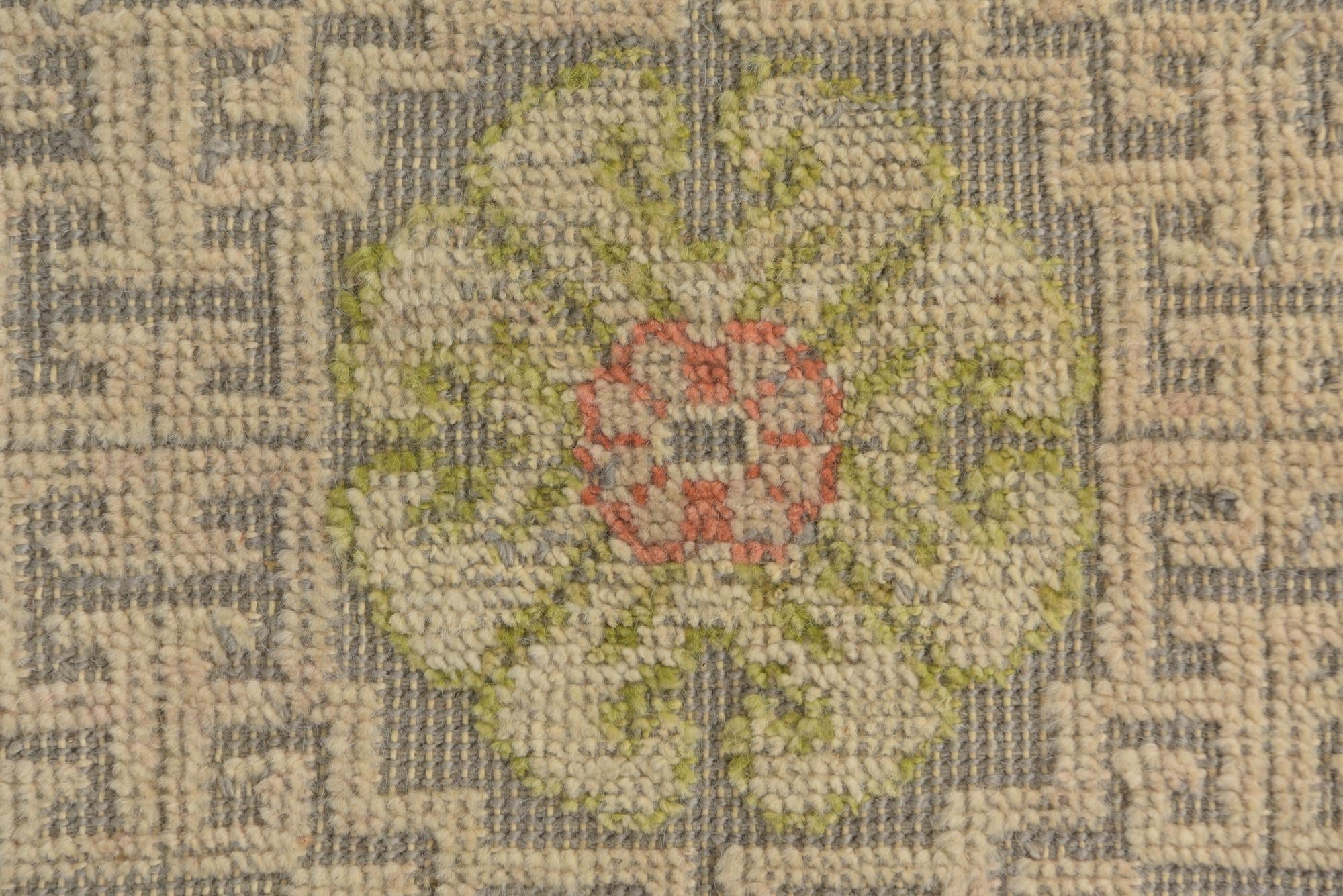 5' 7 x 8' 3 Hand Knotted Darya Wool Rug