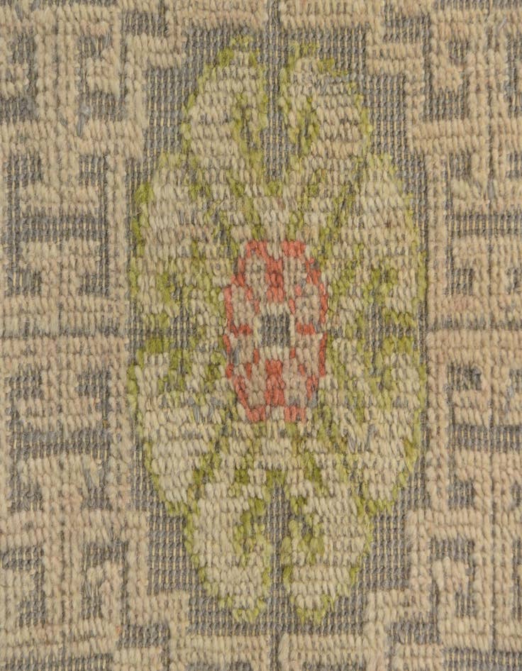 Detail image of 5' 7 x 8' 3  Hand Knotted Darya Wool Rug