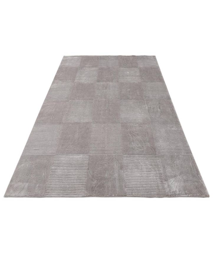 Detail image of 8' x 9' 10 Hand Knotted Darya Wool Rug