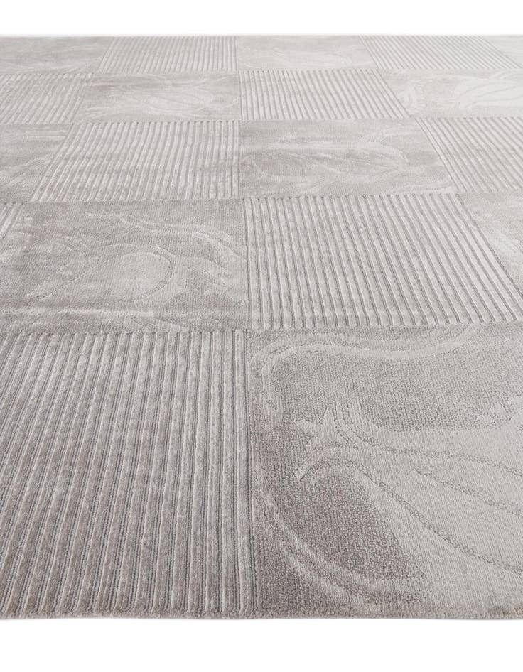 Detail image of 8' x 9' 10  Hand Knotted Darya Wool Rug