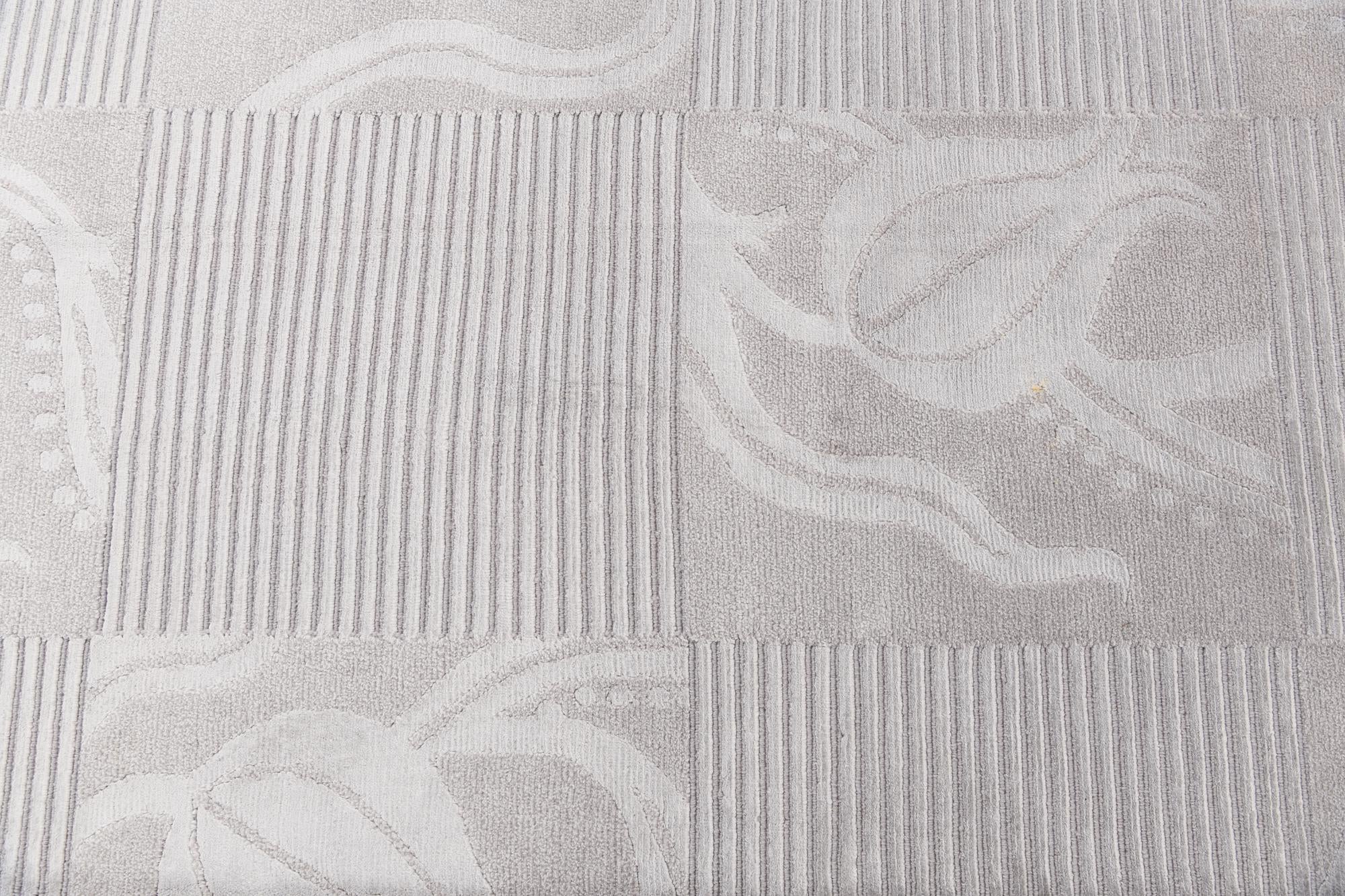 8' x 9' 10 Hand Knotted Darya Wool Rug