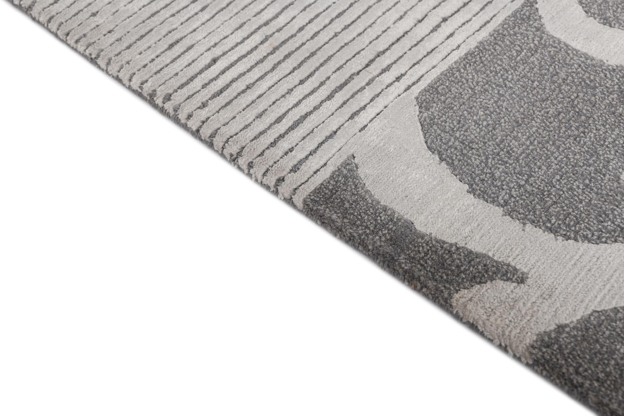 6' 9 x 10' Hand Knotted Darya Wool Rug