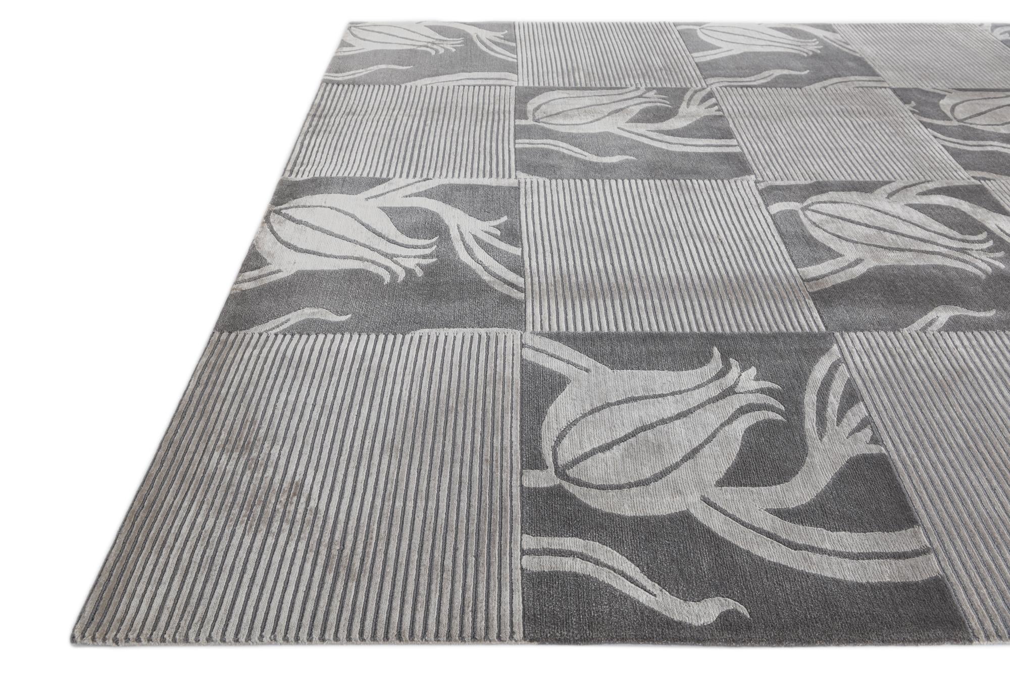 6' 9 x 10' Hand Knotted Darya Wool Rug