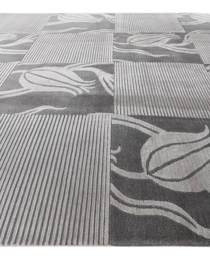 Detail image of 6' 9 x 10'  Hand Knotted Darya Wool Rug