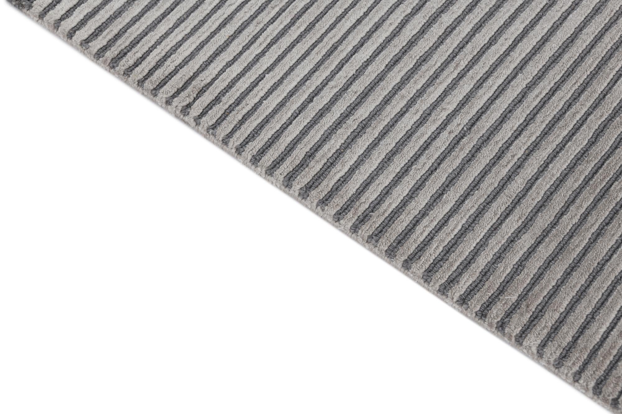 6' 9 x 10' Hand Knotted Darya Wool Rug
