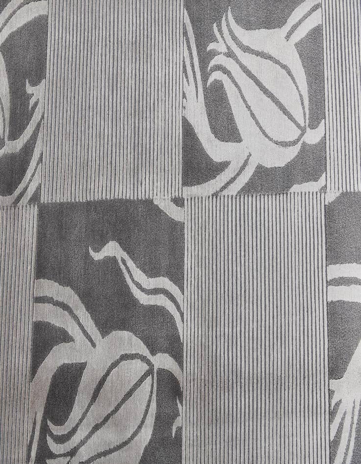 Detail image of 6' 9 x 10'  Hand Knotted Darya Wool Rug