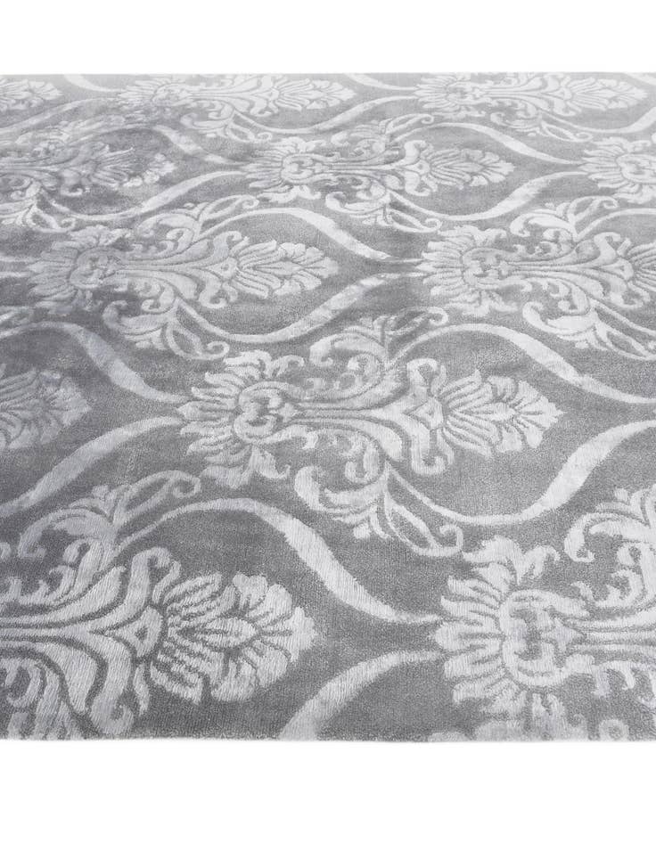 Detail image of 6' 8 x 9' 11  Hand Knotted Darya Wool Rug