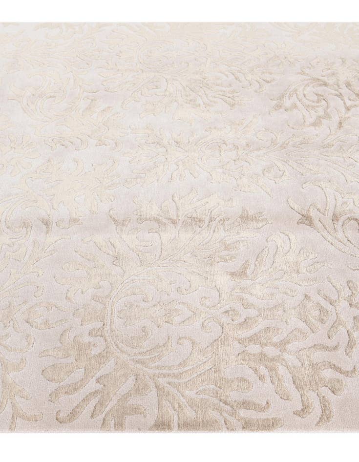 Detail image of 6' 5 x 9' 7 Hand Knotted Darya Wool Rug