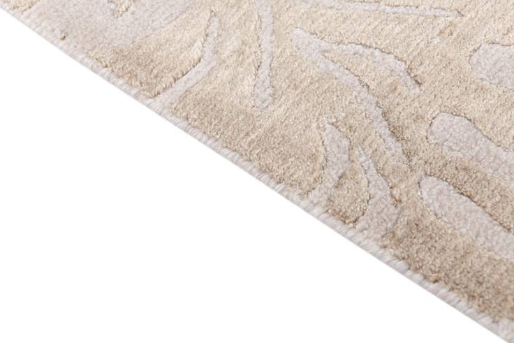 Detail image of 6' 5 x 9' 7 Hand Knotted Darya Wool Rug