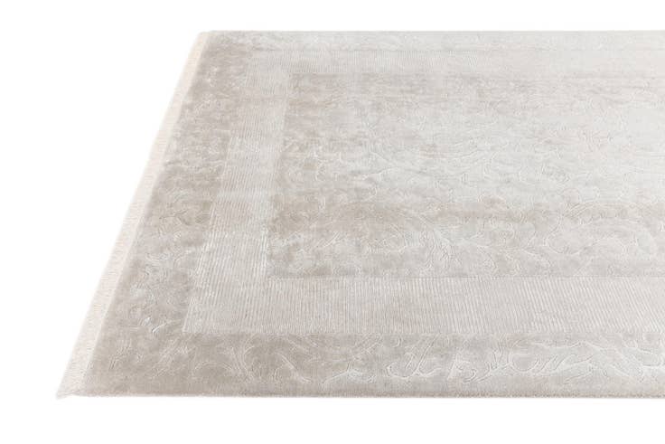 Detail image of 6' 11 x 9' 5 Hand Knotted Darya Wool Rug