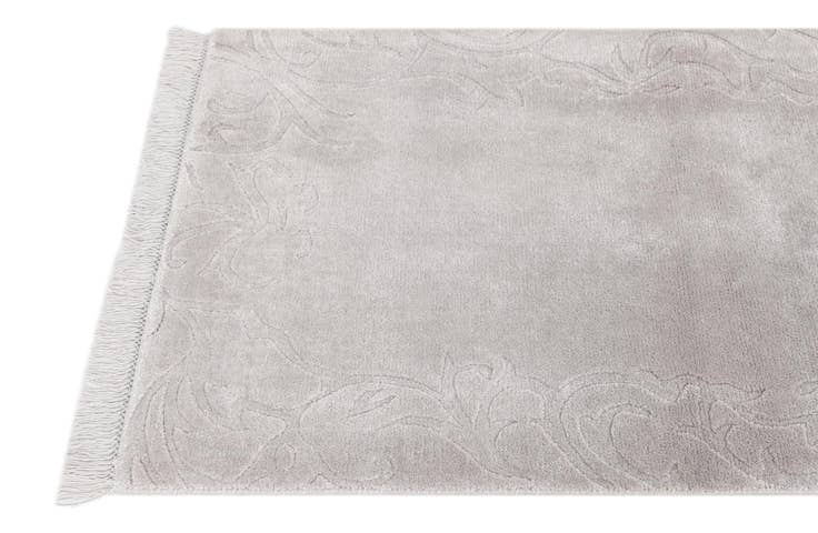 Detail image of 2' 7 x 4' 11 Hand Knotted Darya Wool Rug
