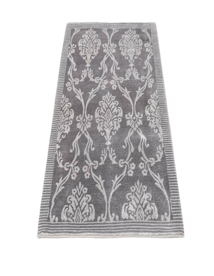 Detail image of 3' x 4' 11  Hand Knotted Darya Wool Rug