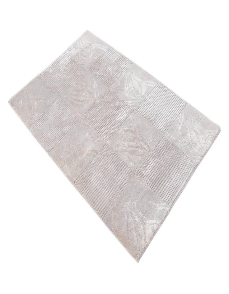 Detail image of 3' 1 x 5' Hand Knotted Darya Wool Rug