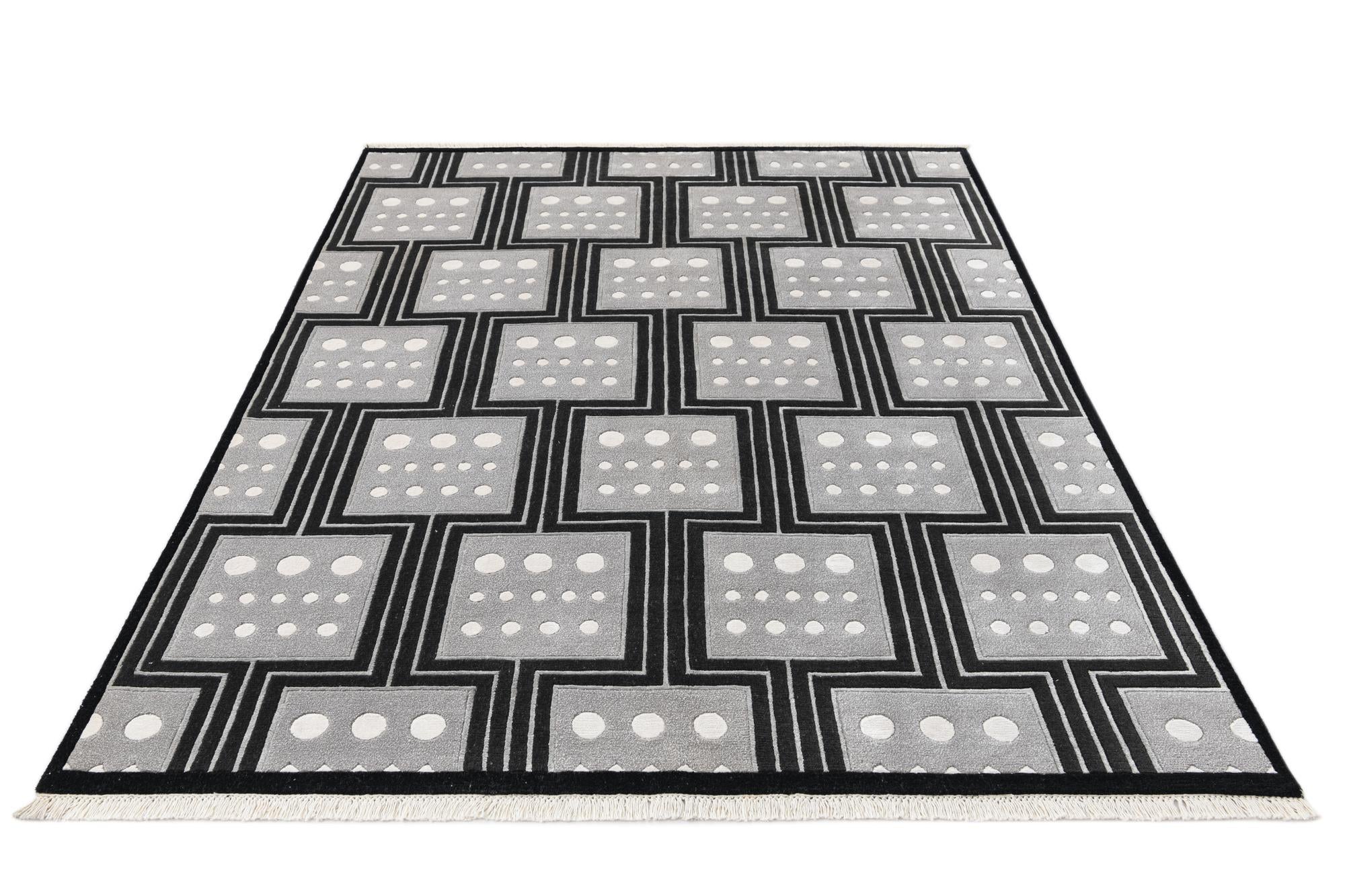 5' 7 x 7' 7 Hand Knotted Darya Wool Rug
