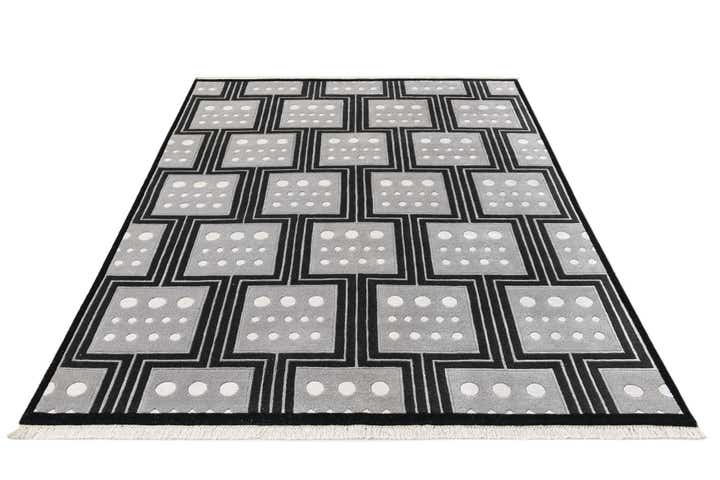 5' 7 x 7' 7 Hand Knotted Darya Wool Rug