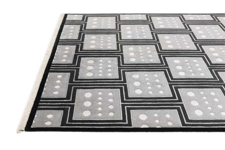 5' 7 x 7' 7 Hand Knotted Darya Wool Rug