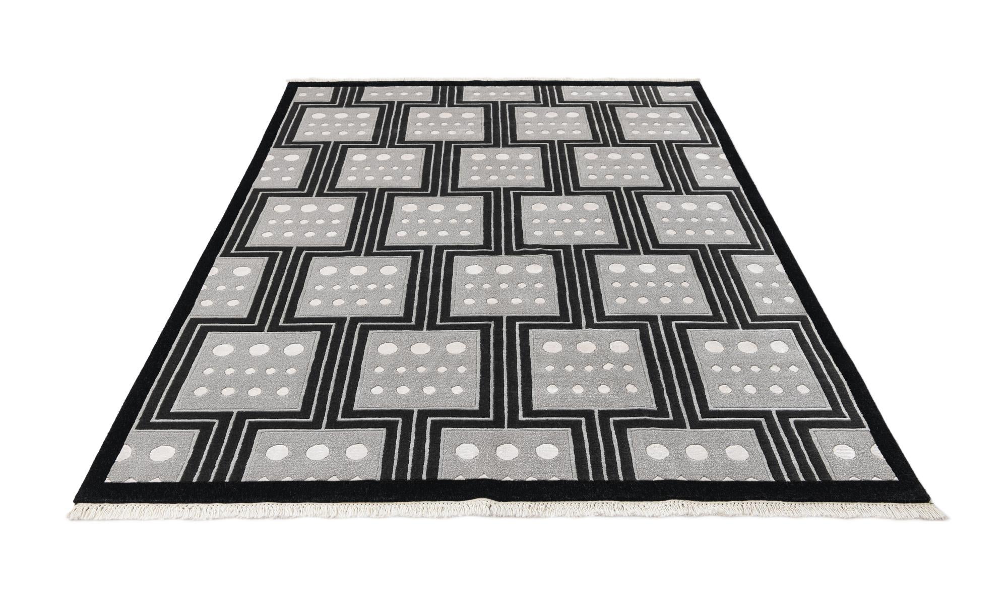 5' 6 x 7' 10 Hand Knotted Darya Wool Rug