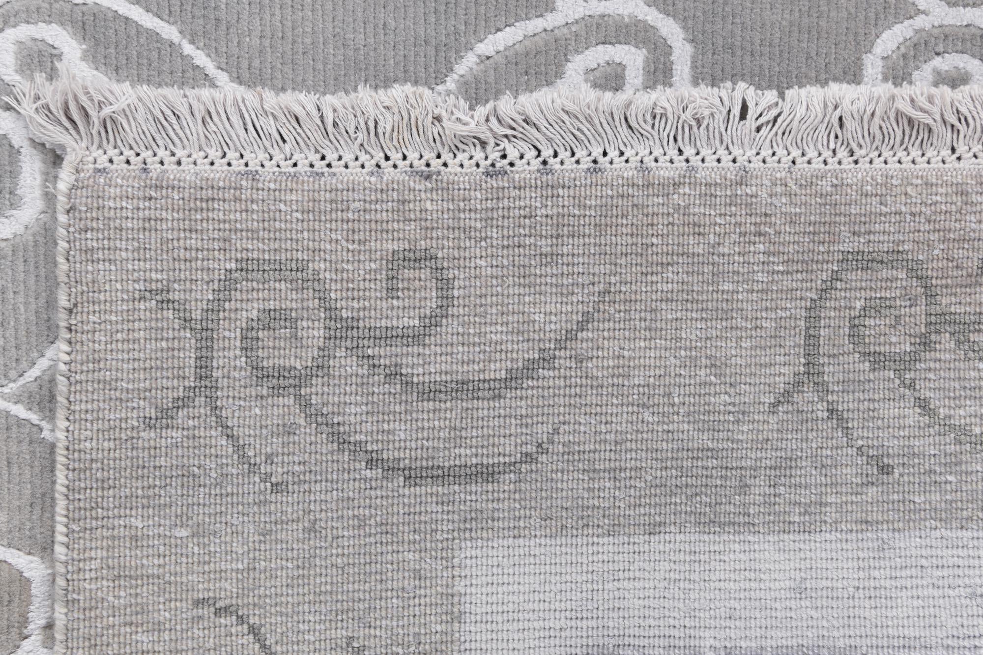 3' 10 x 5' 11 Hand Knotted Darya Wool Rug