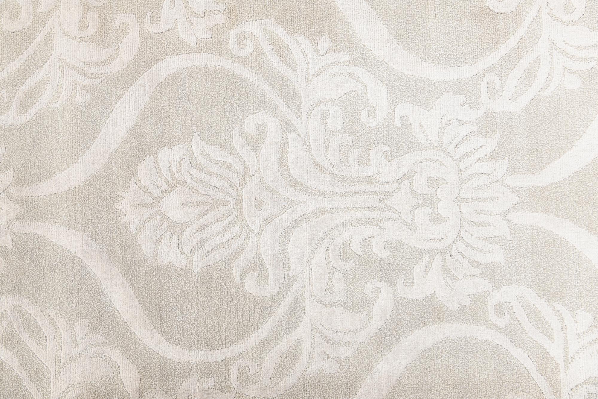 5' 10 x 8' 2 Hand Knotted Darya Wool Rug