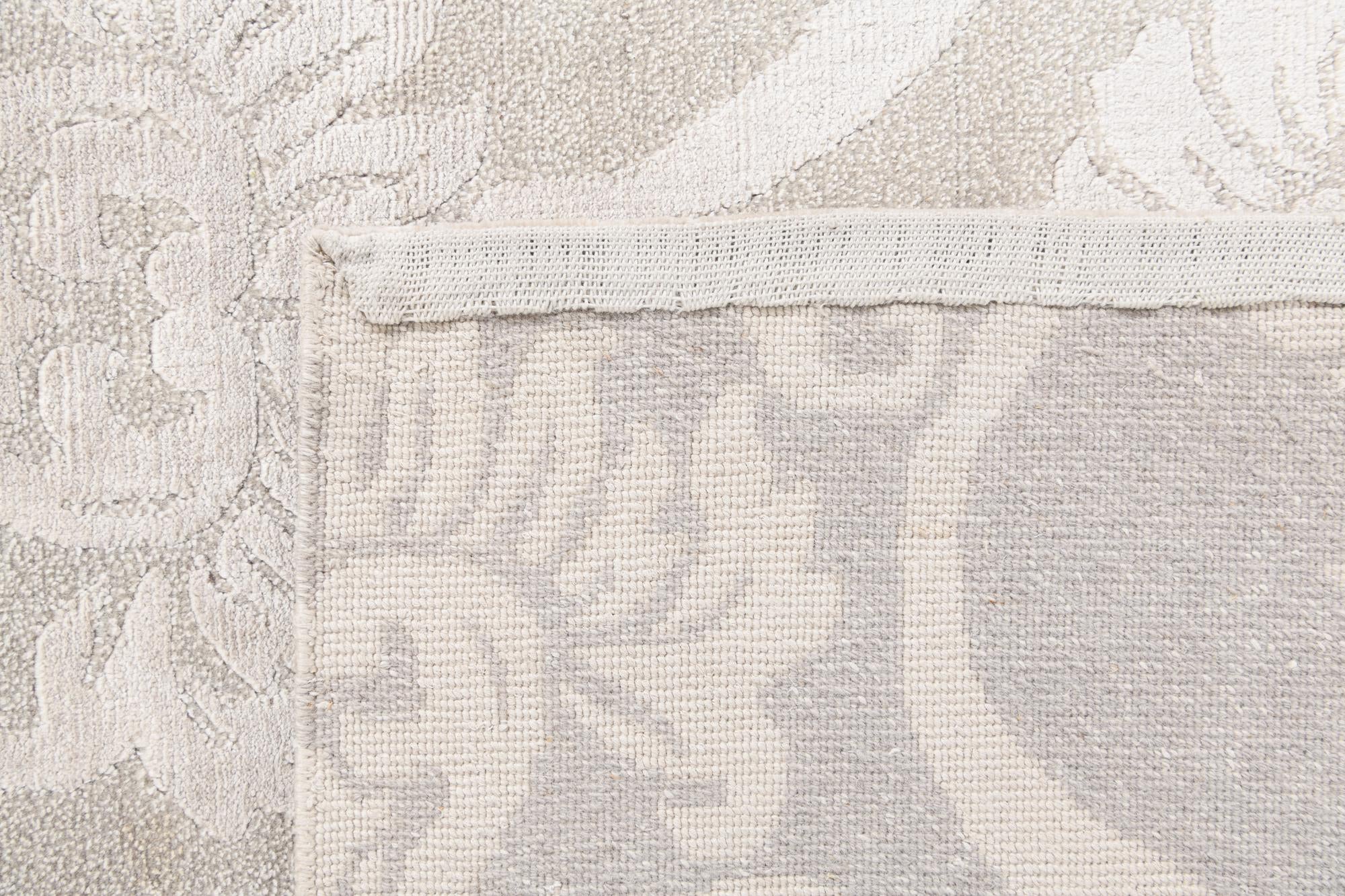 5' 10 x 8' 2 Hand Knotted Darya Wool Rug