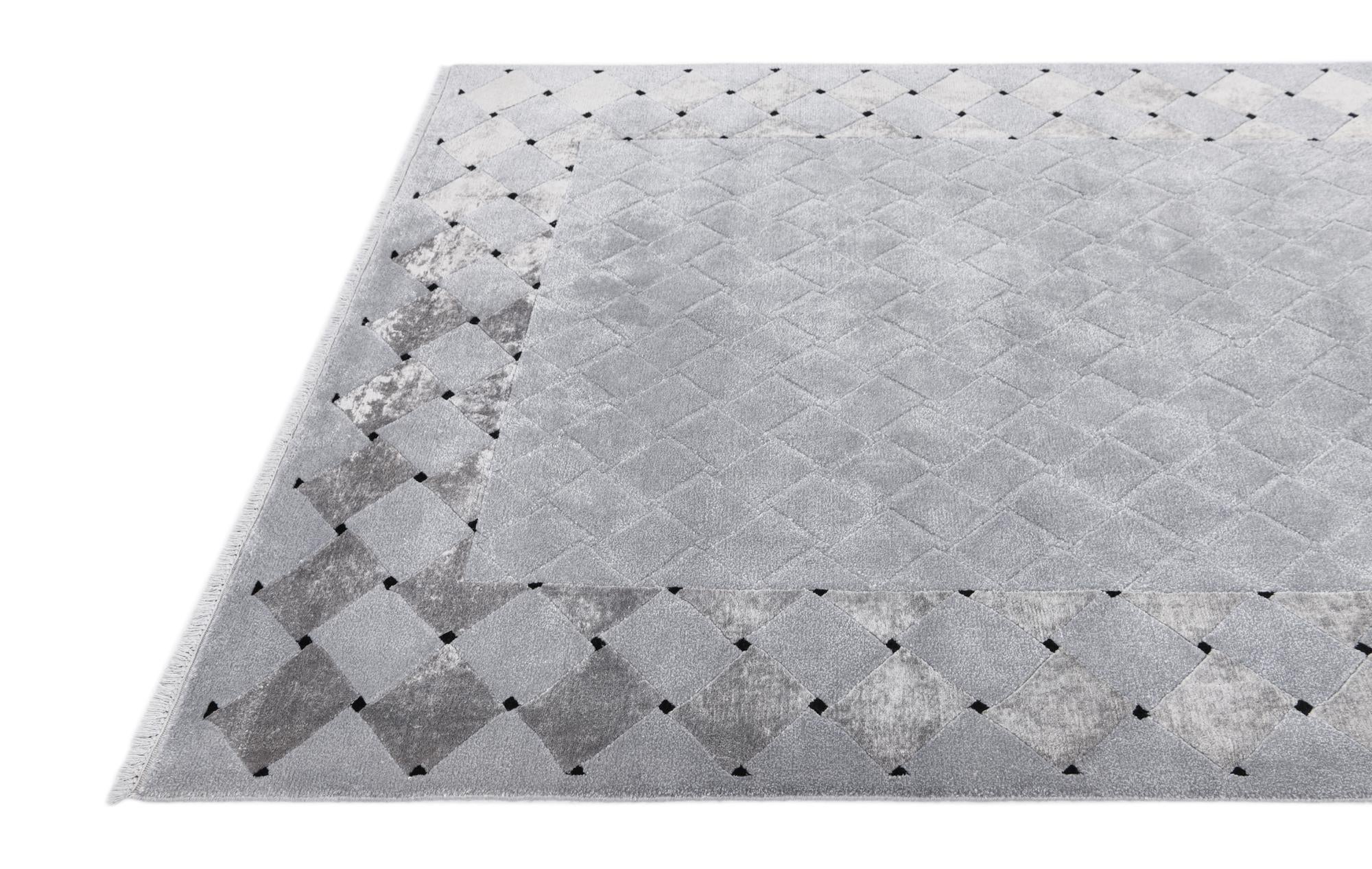 5' 7 x 7' 10 Hand Knotted Darya Wool Rug