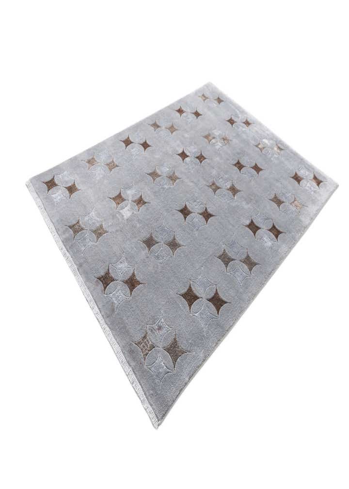 5' 6 x 8' Hand Knotted Darya Wool Rug