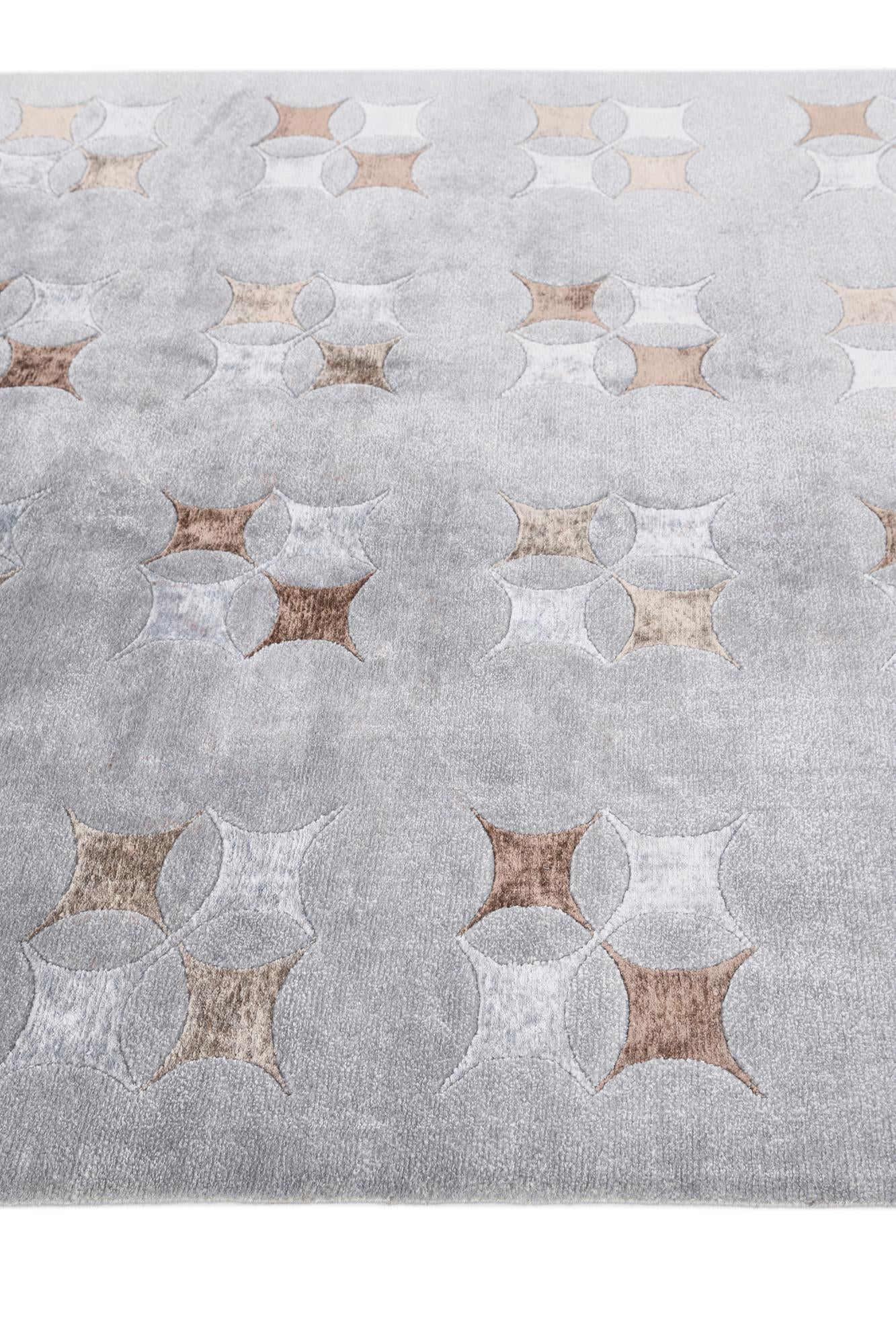 5' 6 x 8' Hand Knotted Darya Wool Rug