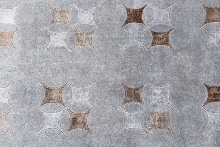 5' 6 x 8' Hand Knotted Darya Wool Rug