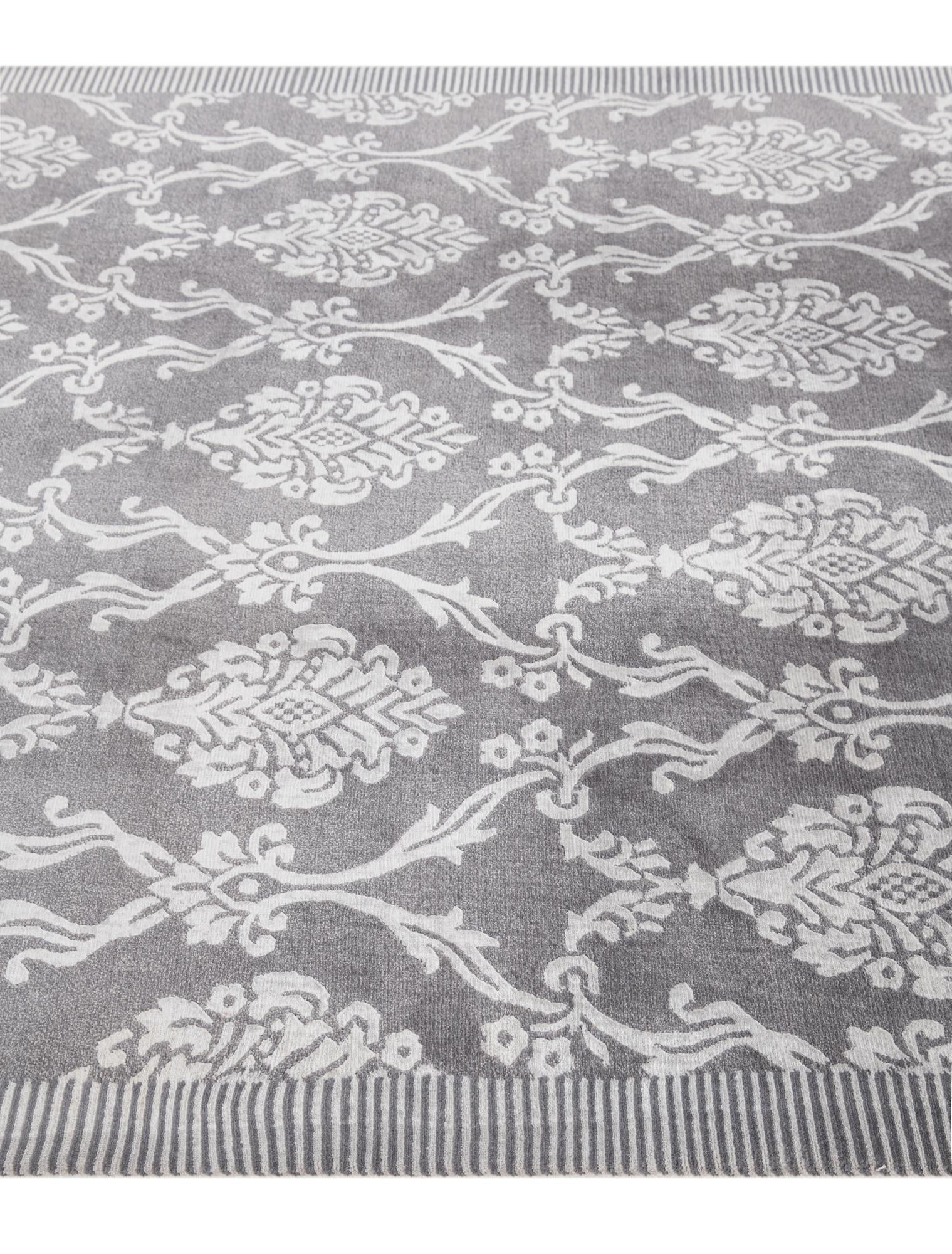 5' 9 x 8' Hand Knotted Darya Wool Rug