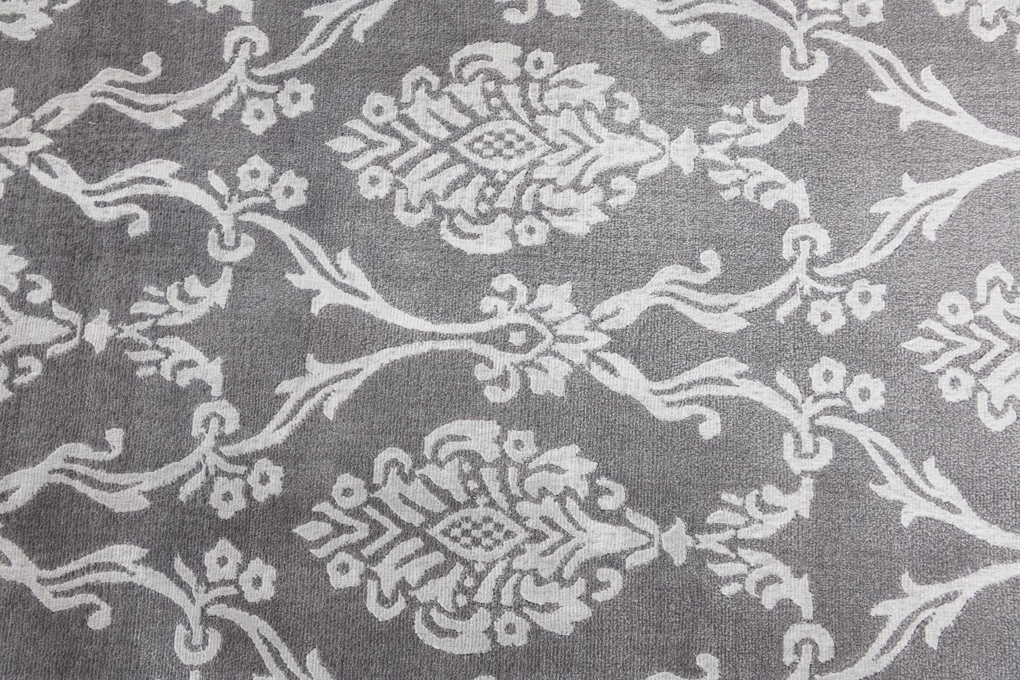 5' 9 x 8' Hand Knotted Darya Wool Rug