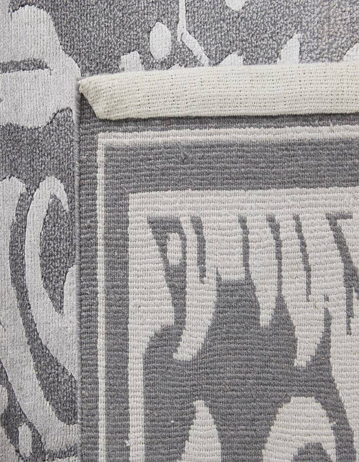 Detail image of 5' 7 x 7' 10  Hand Knotted Darya Wool Rug