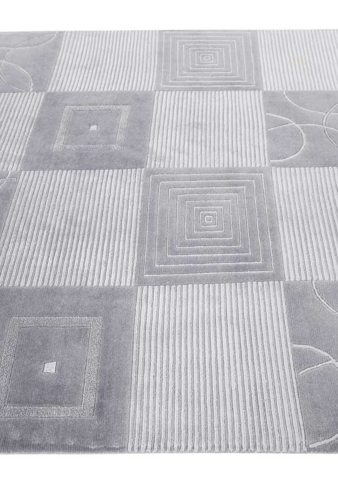 5' 7 x 7' 10 Hand Knotted Darya Wool Rug