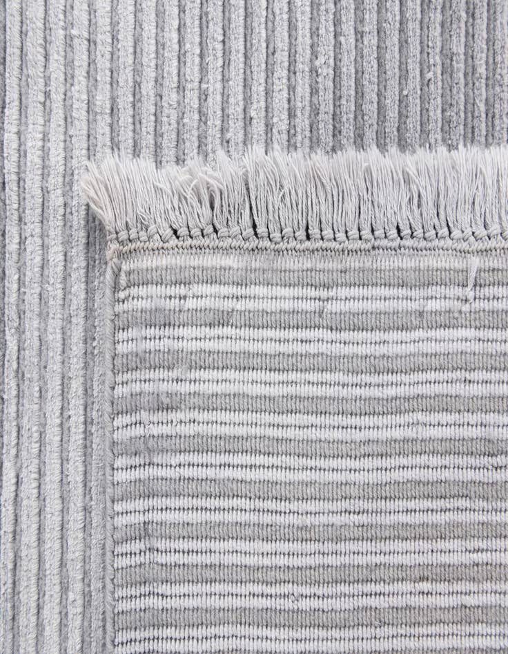 Detail image of 5' 7 x 7' 10  Hand Knotted Darya Wool Rug