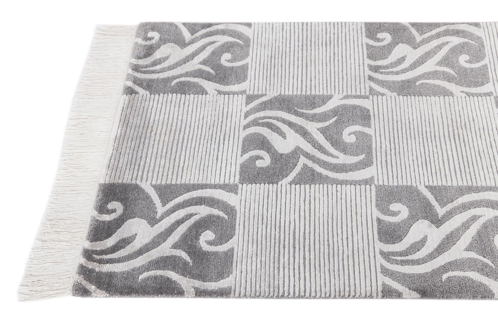 2' 8 x 5' 1 Hand Knotted Darya Wool Rug