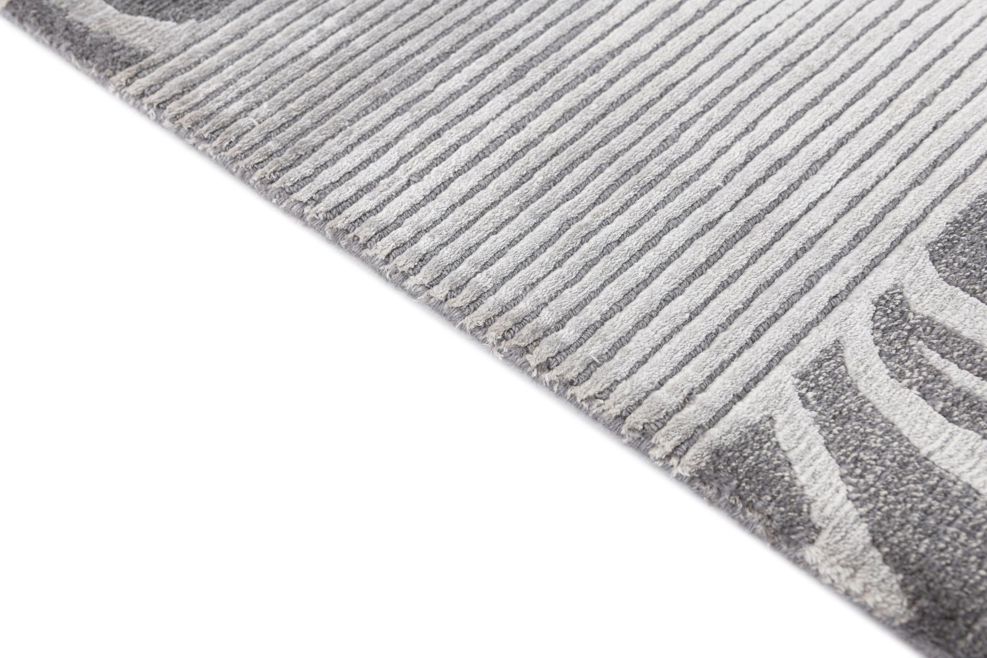 2' 8 x 5' 1 Hand Knotted Darya Wool Rug