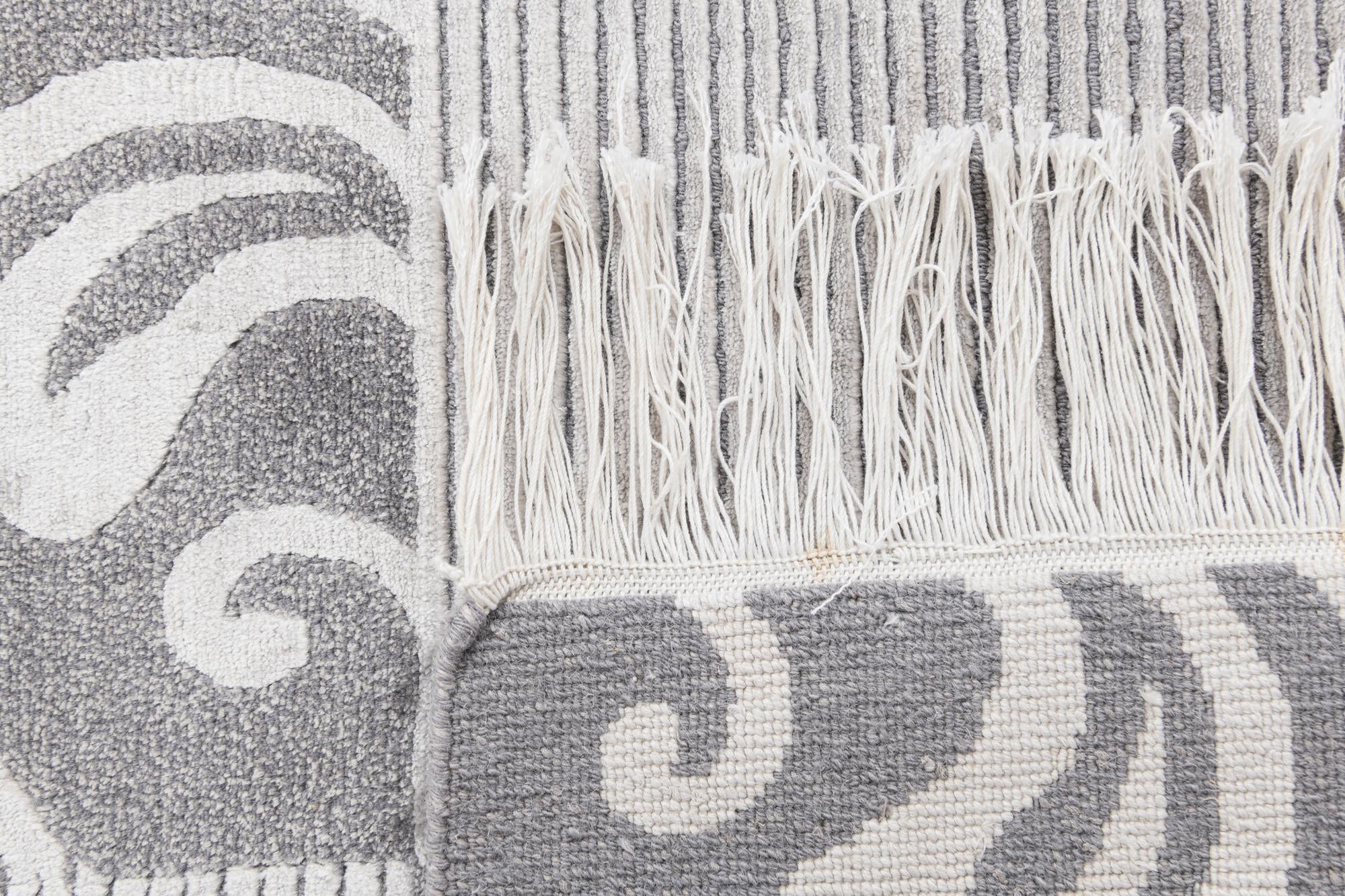 2' 8 x 5' 1 Hand Knotted Darya Wool Rug