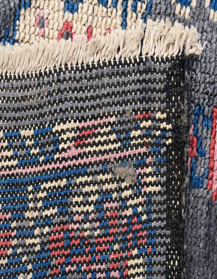 Detail image of 4' 10 x 6'  Hand Knotted Darya Wool Rug