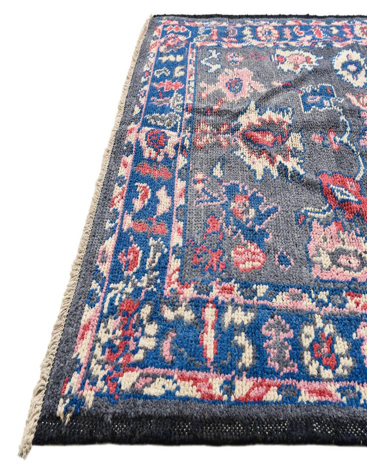 Detail image of 4' 10 x 6'  Hand Knotted Darya Wool Rug