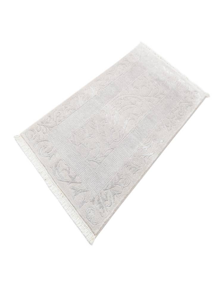 Detail image of 2' 8 x 5' 2  Hand Knotted Darya Wool Rug