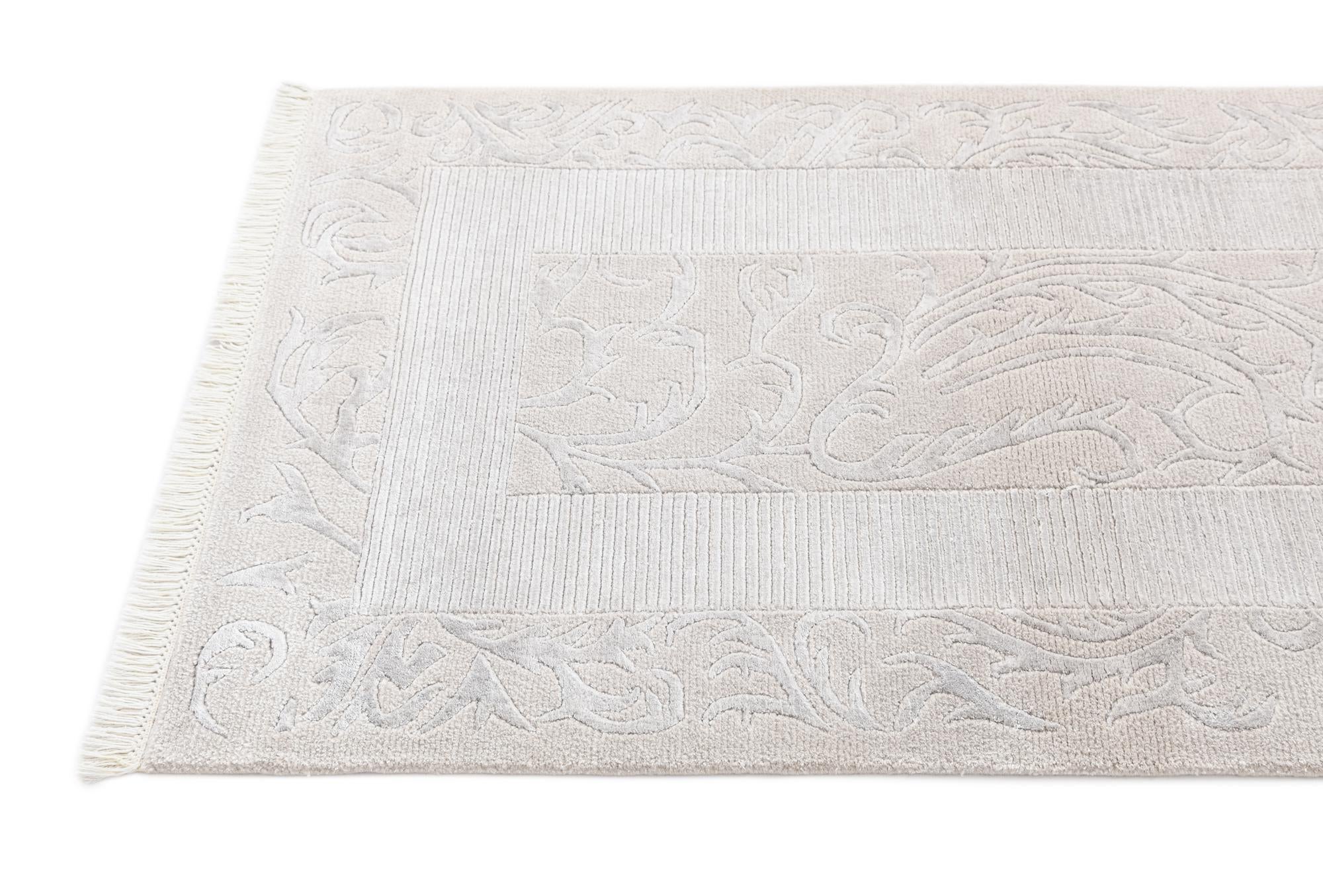 2' 8 x 5' 2 Hand Knotted Darya Wool Rug