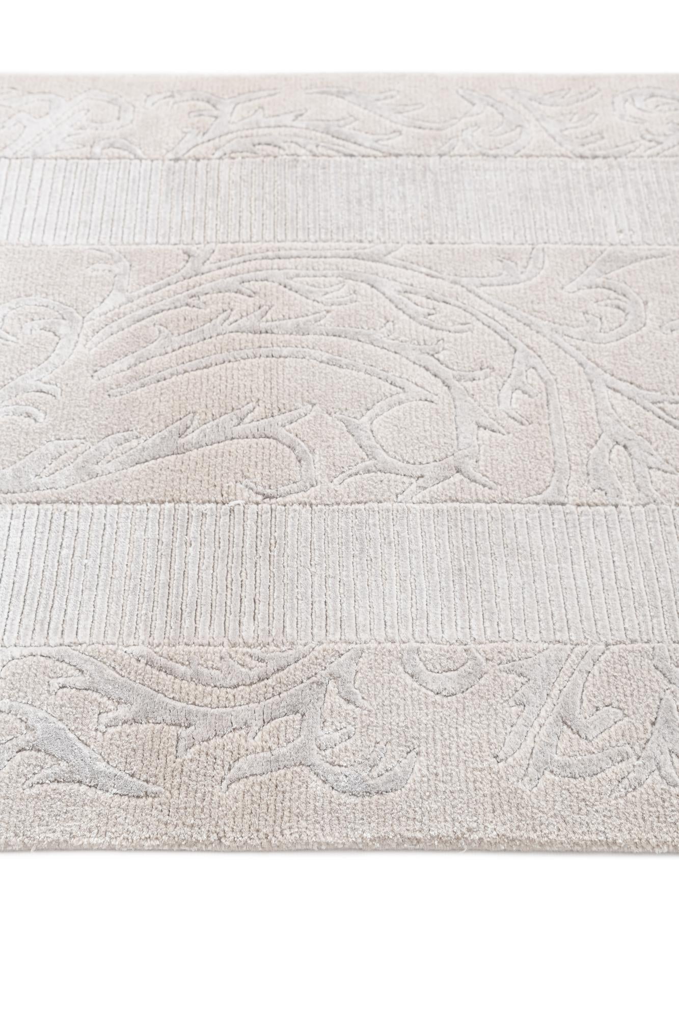 2' 8 x 5' 2 Hand Knotted Darya Wool Rug
